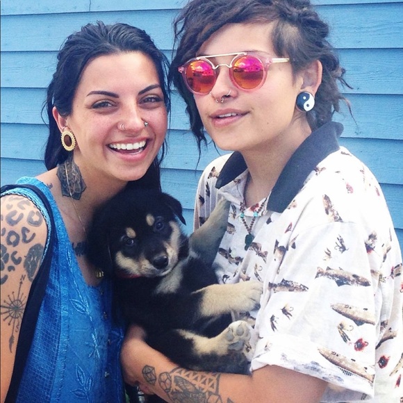 Meet your Posher, Clarissa - Picture 7 of 8